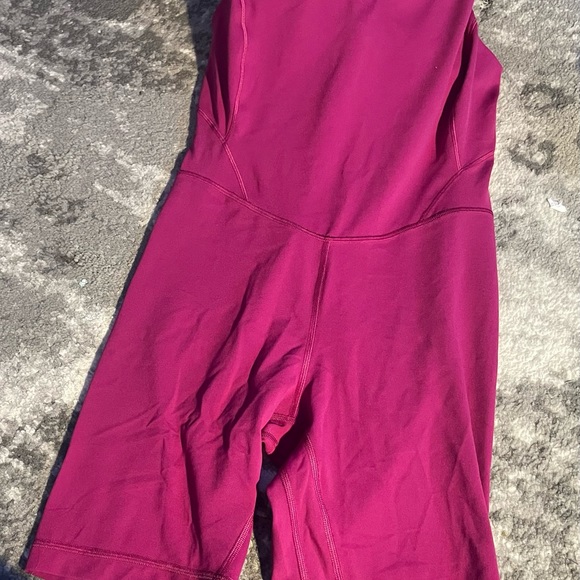 Lululemon bodysuit - Picture 9 of 10